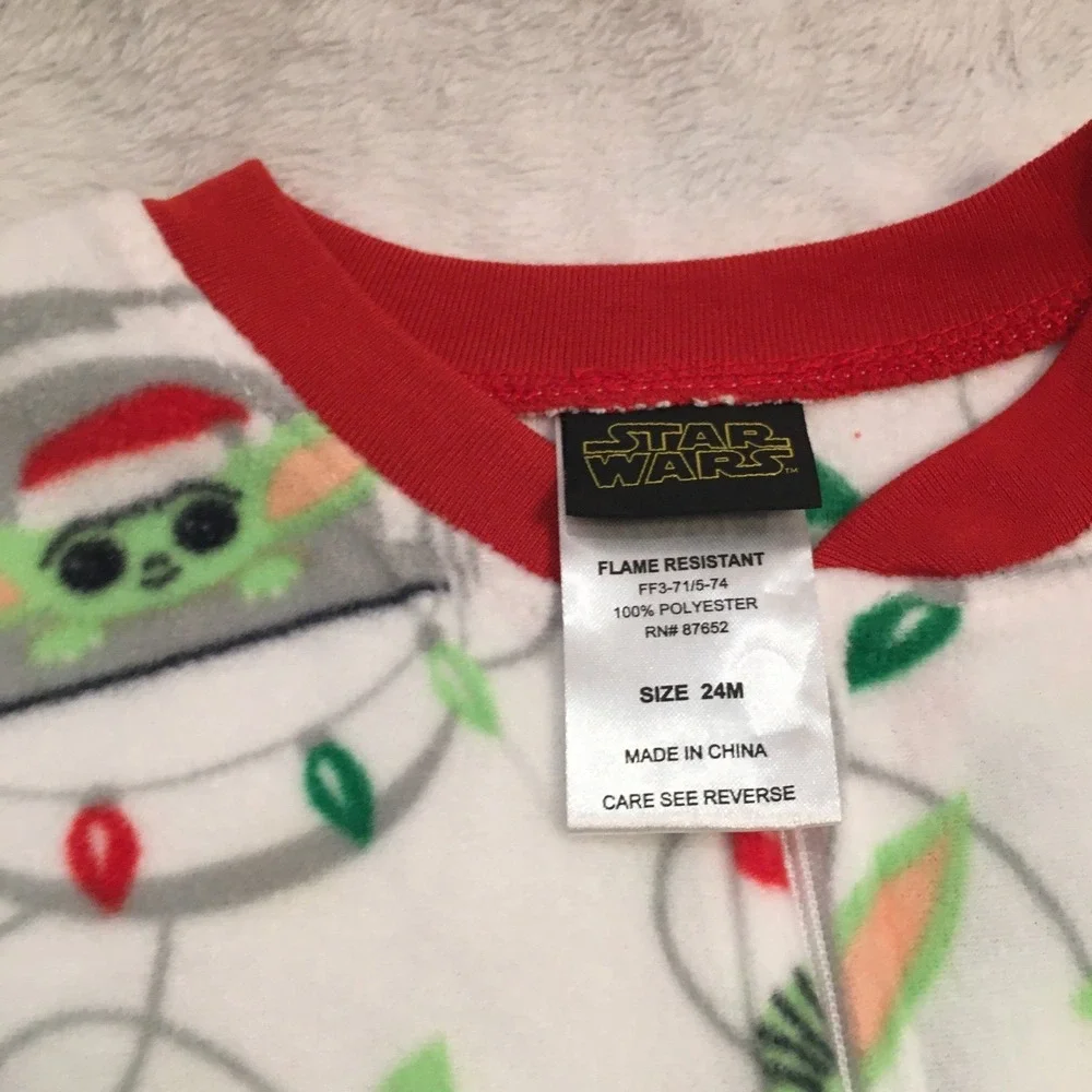 Star Wars Grogu Footed Sleeper Kids 24M White NWT Christmas Fleece Baby Yoda PJs
